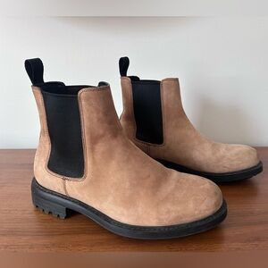 Men’s  Nisolo Daytripper Chelsea boot size 9.5 in tobacco